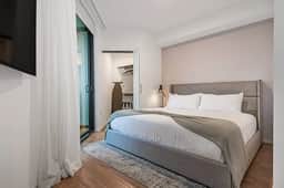 Beautiful 1 BD Condo in Downtown #1914