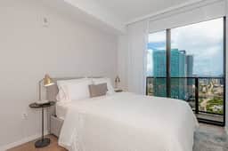 Lux 2 BD Condo at The Biscayne Boulevard #3009