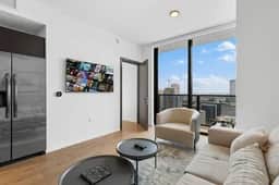Oasis Retreat · Bay & City Views #2918