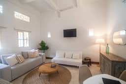 Walled City Escape | Piscina | Rooftop con Jacuzzi