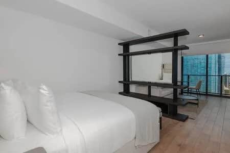 Urban Bayfront Oasis · Stunning Views · #3504