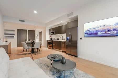 Downtown Miami 3 Bedroom Luxe Retreat #2718