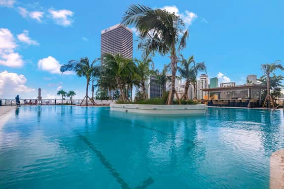 Skyline Haven Luxe City Views 2BD Condo #1903