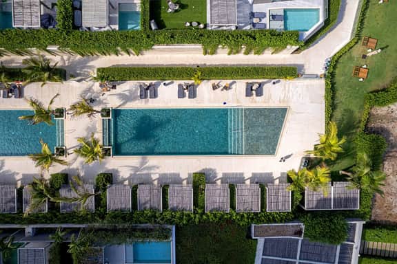 Estadía de Lujo con Vista al Mar · Playa  Privada