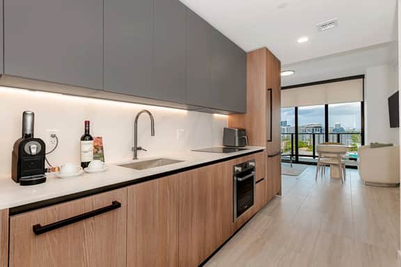 Azure Luxe Residences – Elegant Bayview Hideaway