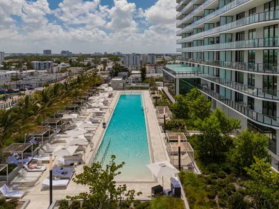 Azure Luxe Residences – Elegant Bayview Hideaway