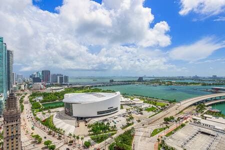 Modern Lux Condo in The Biscayne Bay #2301
