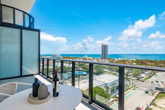 Bayview Oasis - 2BD Exclusive Condo - MIami Beach