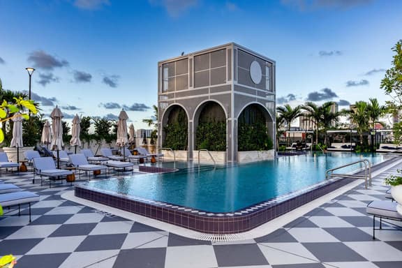 The Gallery | Lux Studio in Wynwood
